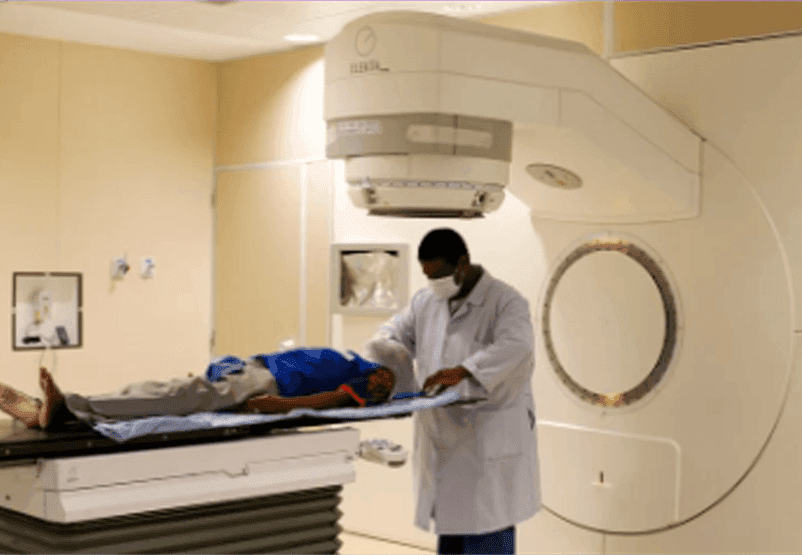 Do Diagnóstico ao Tratamento: A Jornada do Paciente com Câncer de Mama e Próstata nas Obras Sociais Irmã Dulce